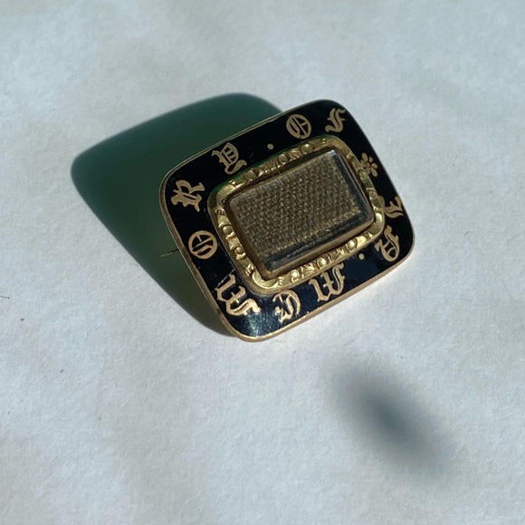 Victorian Mourning Jewelry Pin - Picture 7 of 12